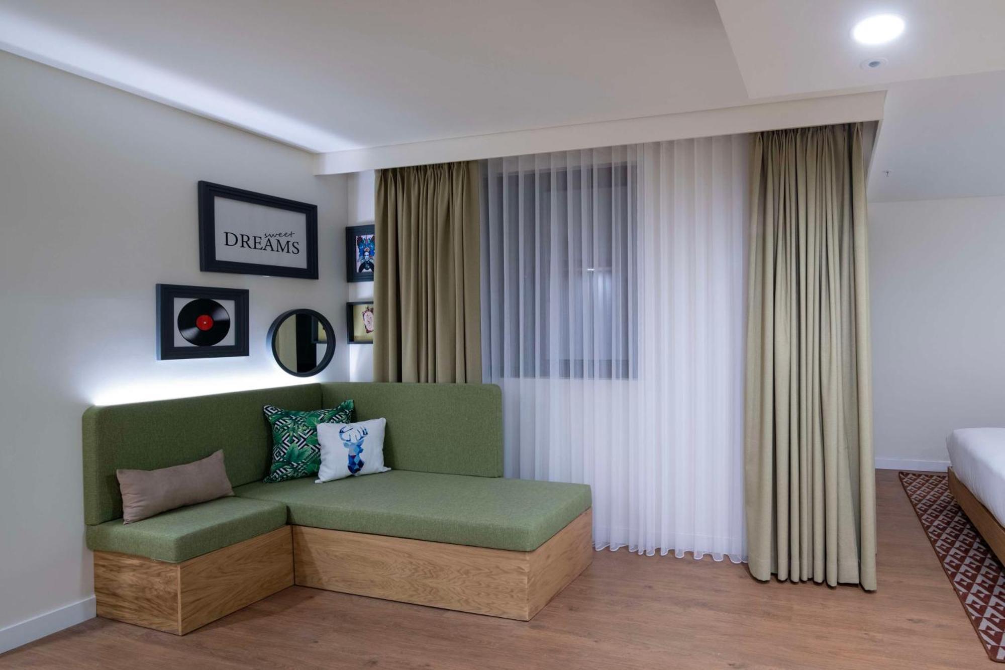 Hampton By Hilton Istanbul Sirkeci Hotel Exterior photo