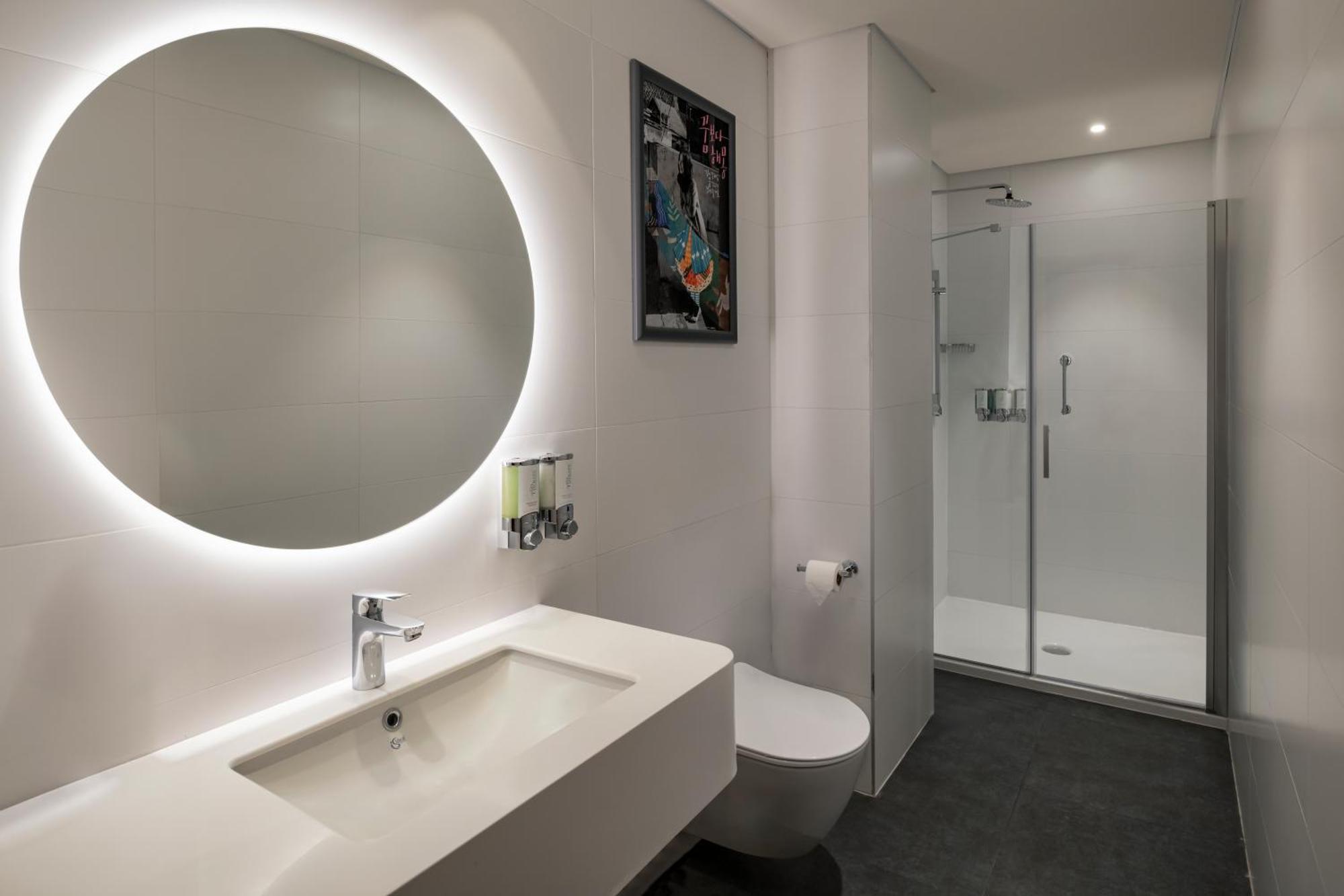 Hampton By Hilton Istanbul Sirkeci Hotel Exterior photo
