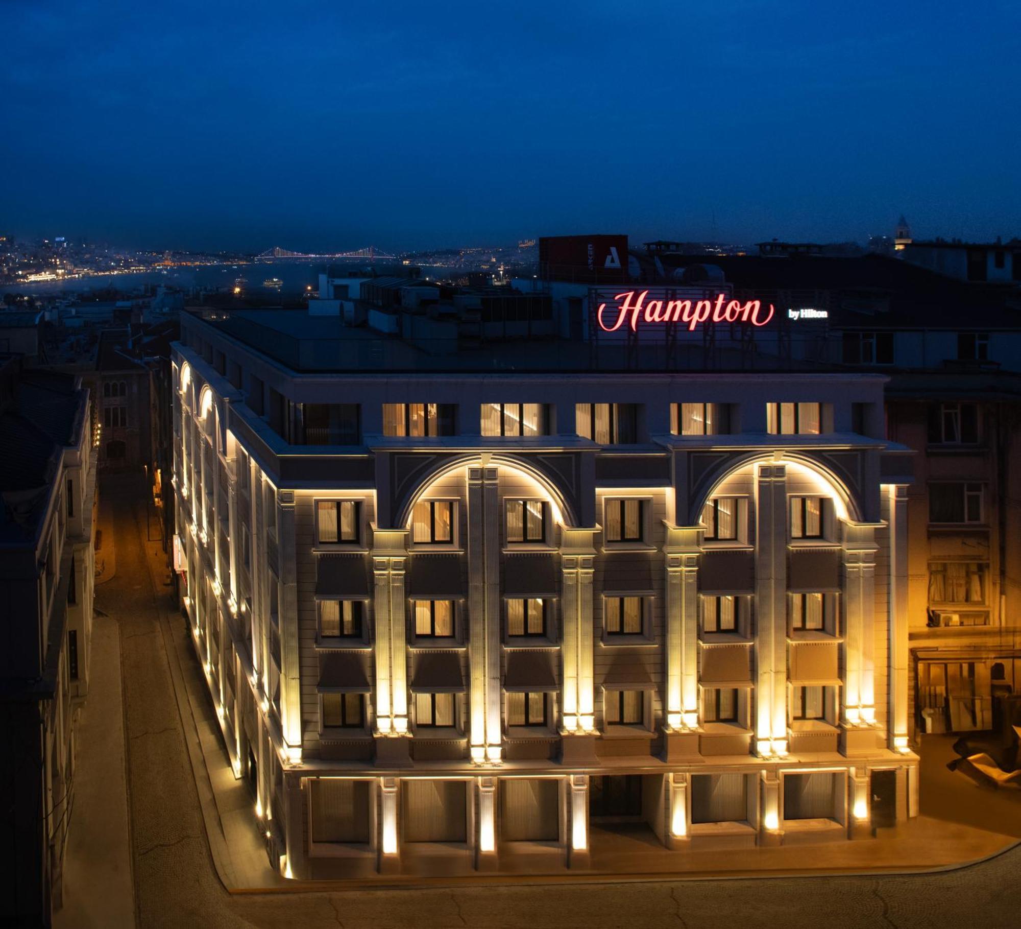 Hampton By Hilton Istanbul Sirkeci Hotel Exterior photo