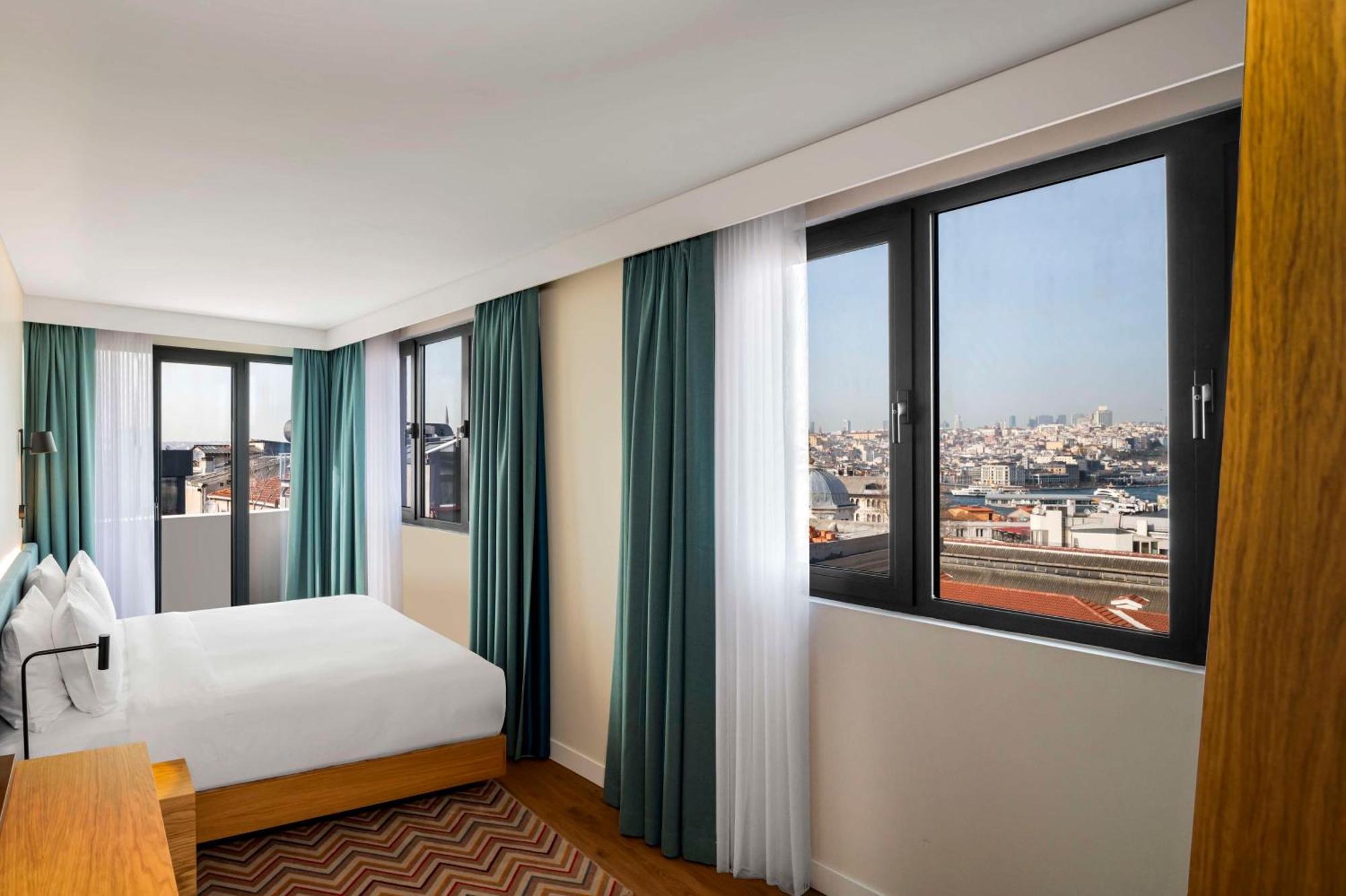 Hampton By Hilton Istanbul Sirkeci Hotel Exterior photo