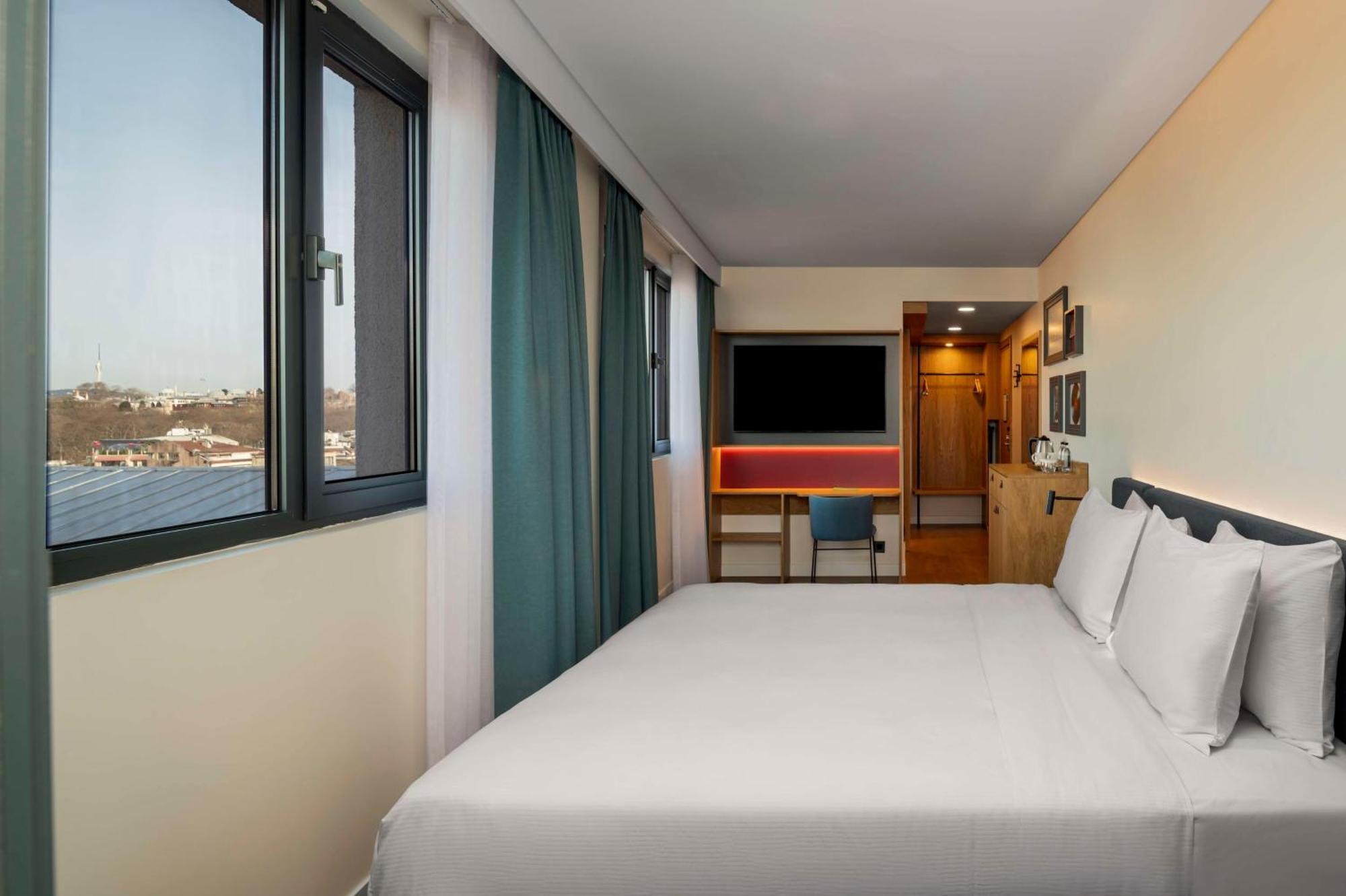Hampton By Hilton Istanbul Sirkeci Hotel Exterior photo