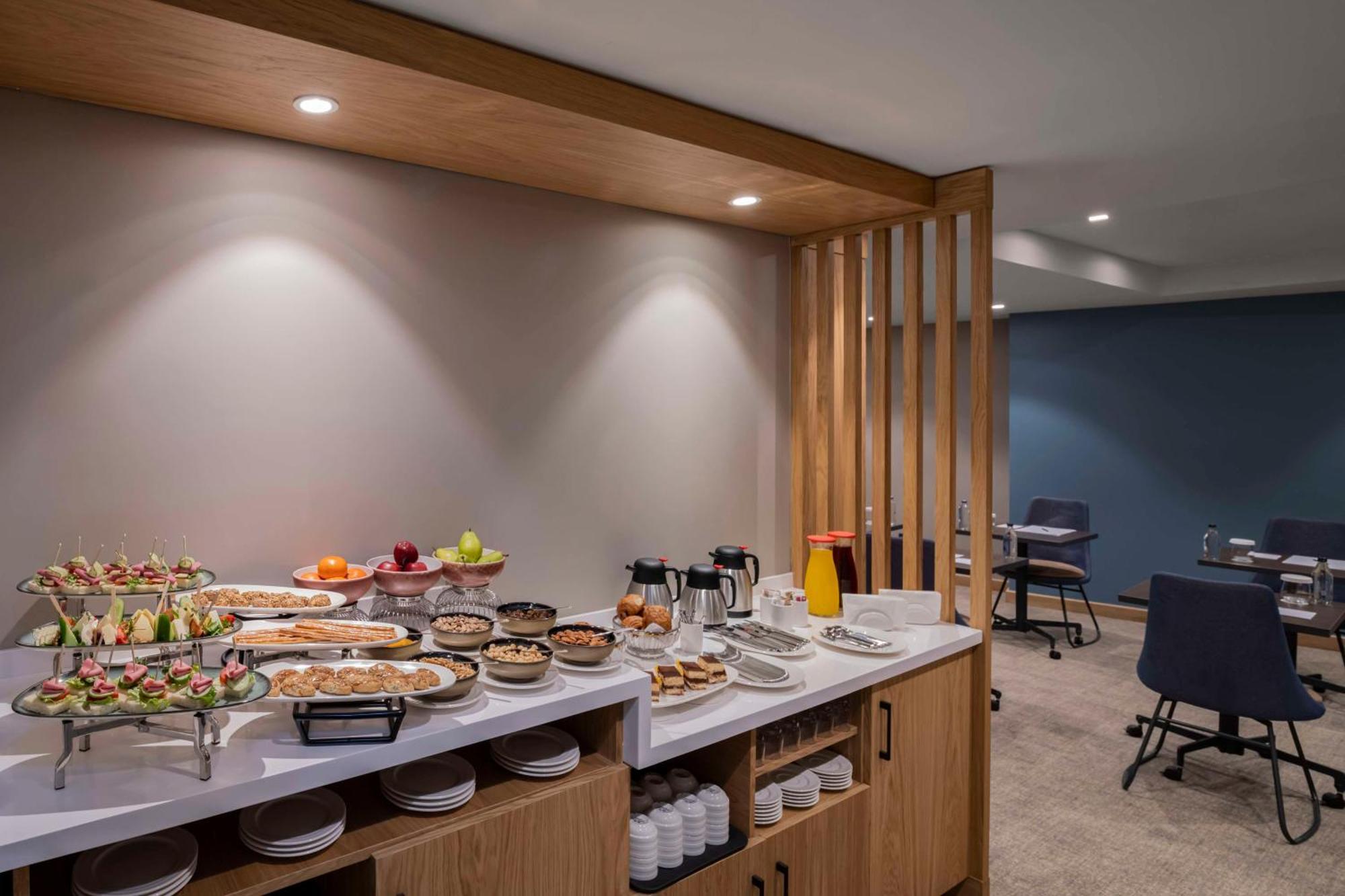 Hampton By Hilton Istanbul Sirkeci Hotel Exterior photo